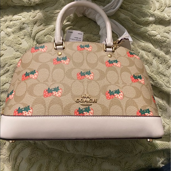 coach mini sierra satchel strawberry